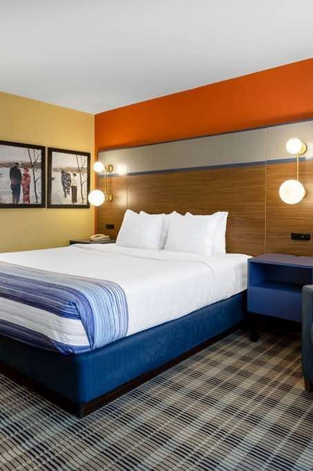 Hotel AmericInn Fulton Clinton photo 1
