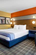 Hotel AmericInn Fulton Clinton photo 1