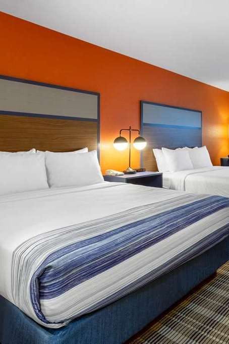 Hotel AmericInn Fulton Clinton photo 2