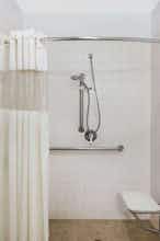 Hotel Days Inn by Wyndham San Jose Airport photo 5