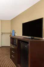 Hotel Days Inn by Wyndham San Jose Airport photo 3