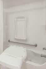 Hotel Super 8 Edmonton West photo 4