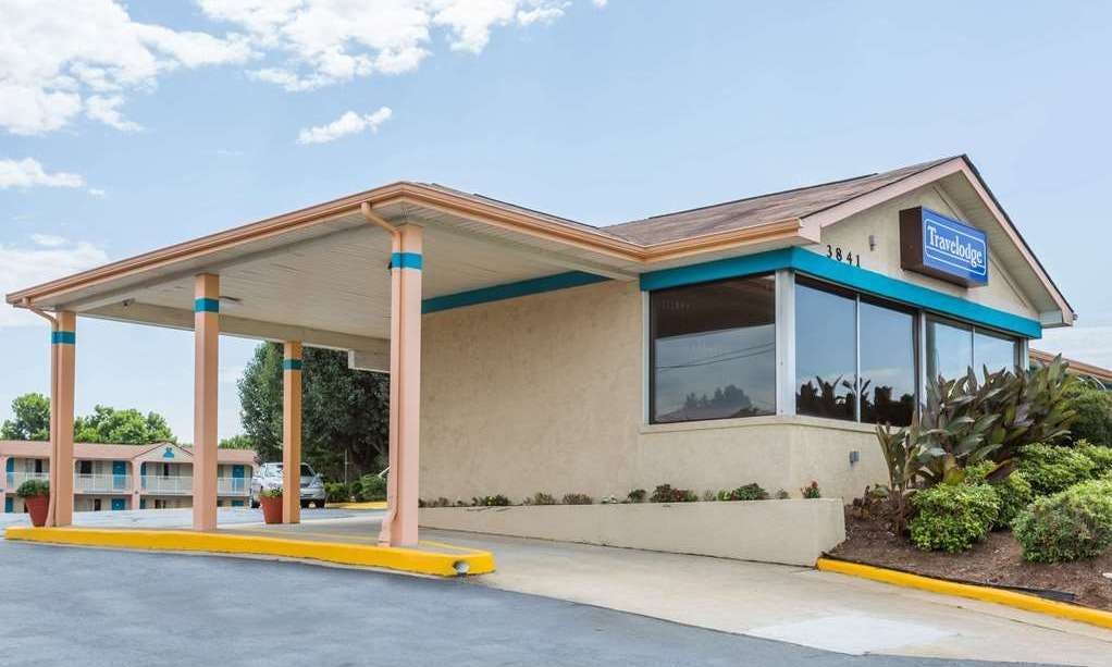 Travelodge by Wyndham Ridgeway Martinsville Area