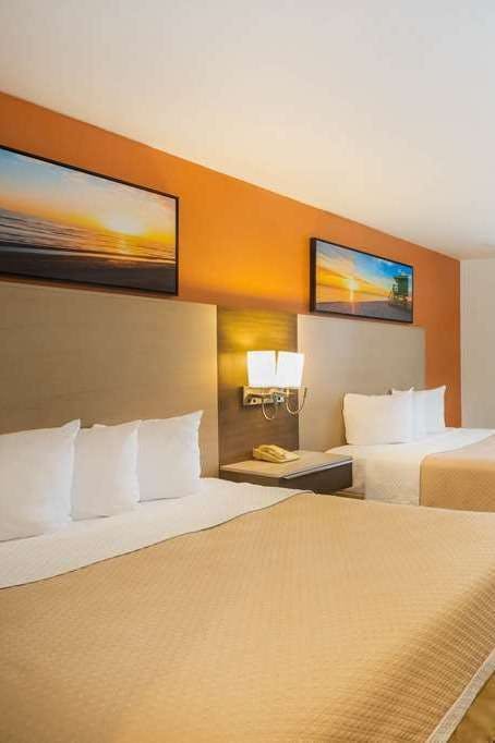 Hotel Days Inn by Wyndham Monterey Downtown photo 1