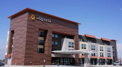 La Quinta Inn & Suites by Wyndham Littleton/Red Rocks