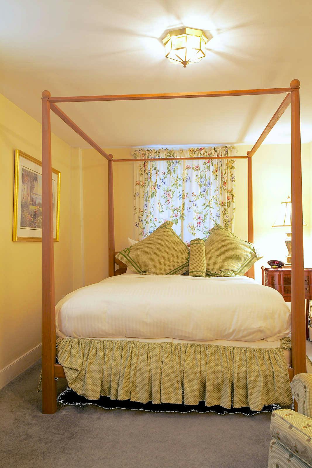 Admiral Farragut Inn