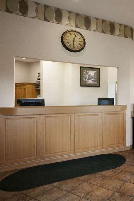 Hotel Super 8 by Wyndham Collinsville St. Louis photo 5