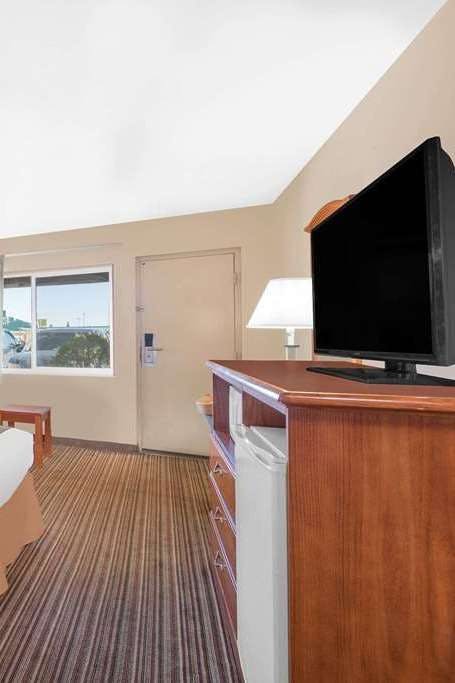 Hotel Days Inn by Wyndham Roswell photo 3