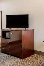 Hotel La Quinta Inn & Suites by Wyndham Houston - Magnolia photo 3