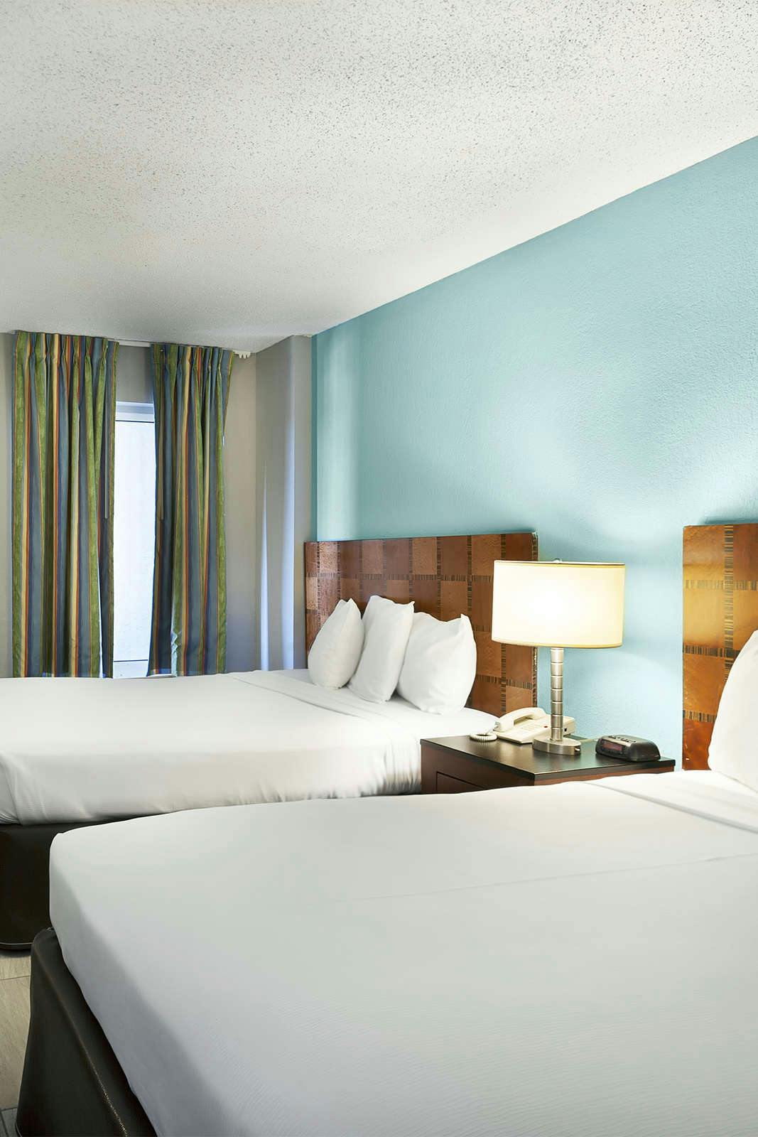 Hotel Crown Reef Beach Resort and Waterpark photo 2