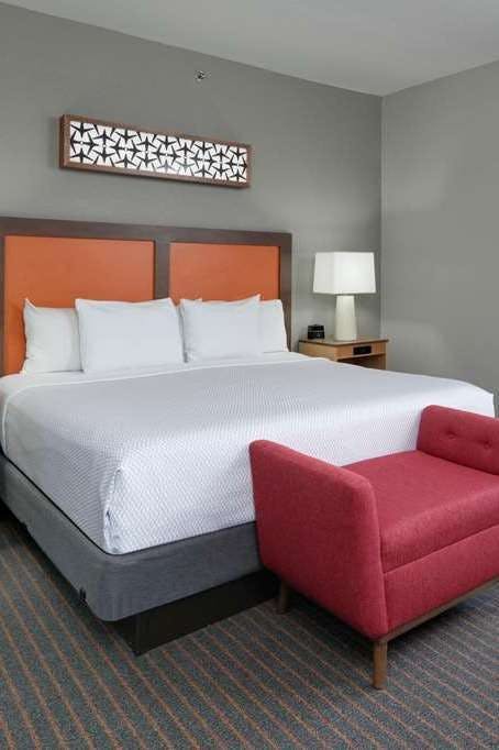 Hotel La Quinta Inn Ste Love Field photo 3