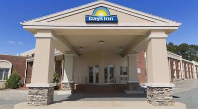 Days Inn by Wyndham Bridgewater Conference Center