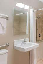 Hotel Super 8 by Wyndham Madison photo 4