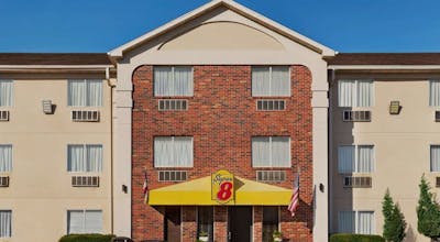 Super 8 by Wyndham Waco University Area
