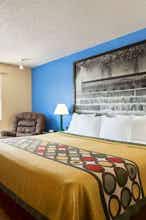 Hotel Super 8 by Wyndham Waco University Area photo 1