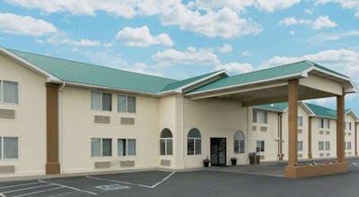 Super 8 by Wyndham Green River