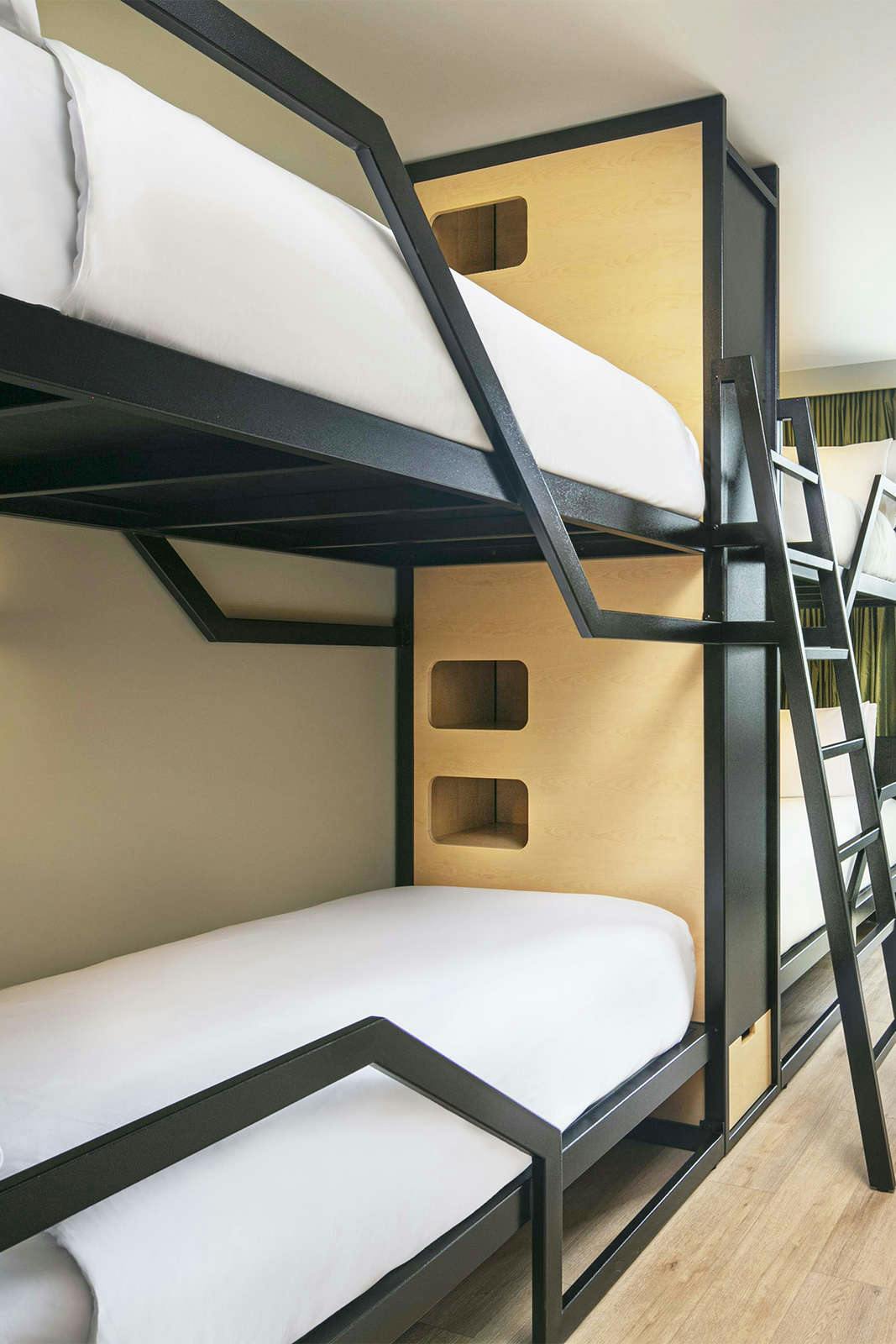 Hotel Moxy Brooklyn Williamsburg - Quad Bunk photo 2