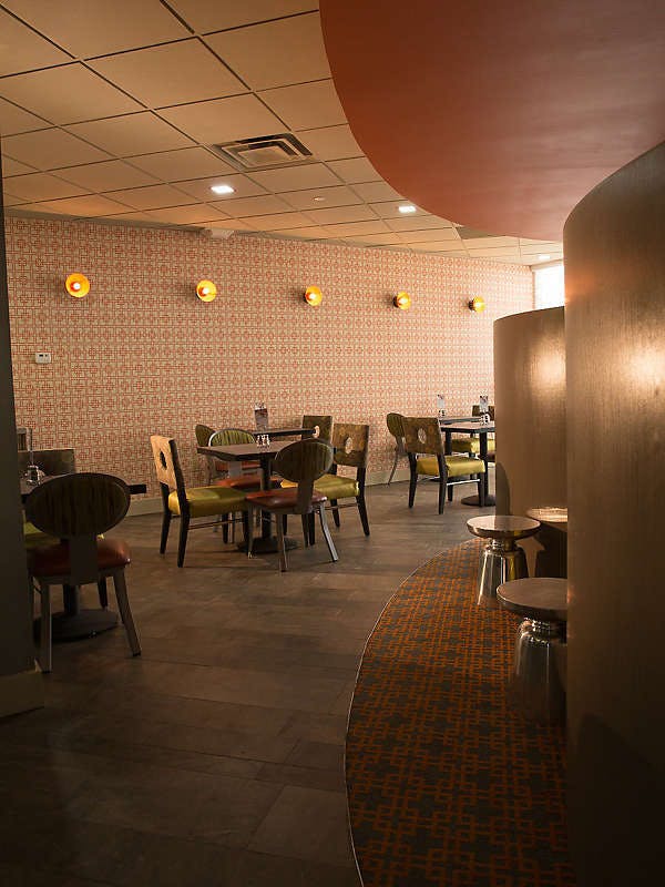 Hotel Holiday Inn Express Atlanta Galleria Ballpark Area photo 5