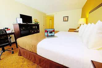 Hotel Village Inn Clemmons Trademark photo 2