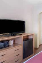 Hotel Baymont Inn and Suites Cuero photo 3