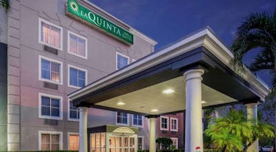 La Quinta Inn & Suites by Wyndham Naples East (I-75)