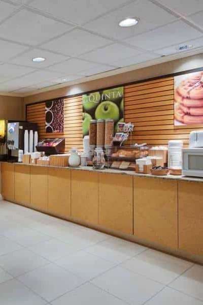 Hotel La Quinta Inn & Suites by Wyndham Naples East (I-75) photo 2