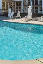 Hotel Super 8 by Wyndham Sevierville Riverside photo 5
