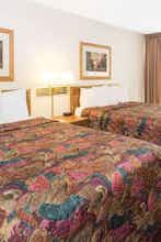 Hotel Days Inn Dubuque photo 1