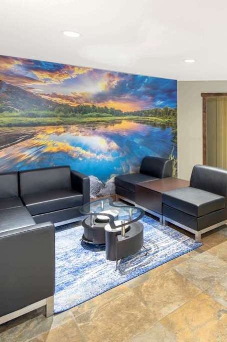 Hotel Travelodge by Wyndham Golden Sportsman Lodge photo 5