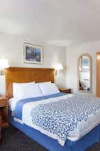 Hotel Days Inn by Wyndham Anaheim Near the Park photo 2