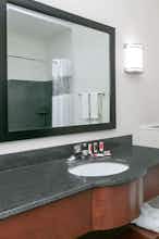Hotel Baymont Inn and Suites McComb photo 5