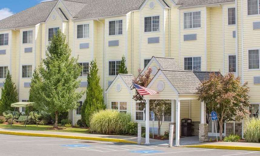 Microtel Inn & Suites by Wyndham Beckley East
