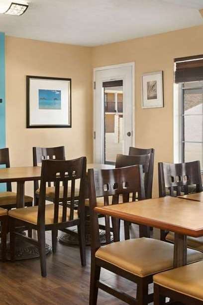 Hotel Super 8 by Wyndham Gulfport Airport NW/Near Biloxi photo 5