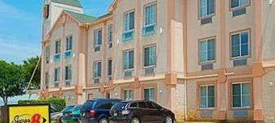 Super 8 IRV DFW Airport North