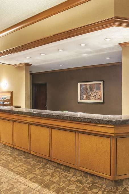 Hotel La Quinta Inn & Suites by Wyndham Portland Airport photo 5