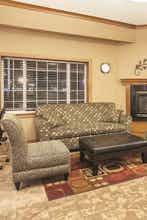 Hotel La Quinta Inn Ste Portland AP photo 2