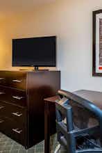 Hotel La Quinta Inn Ste Portland AP photo 3