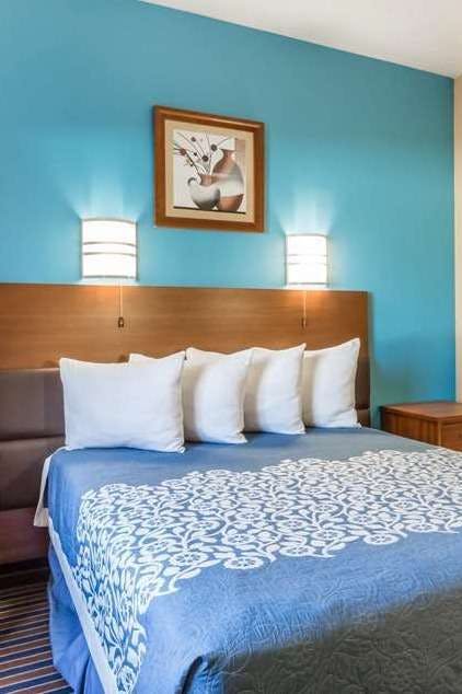 Hotel Days Inn by Wyndham Vernal photo 2