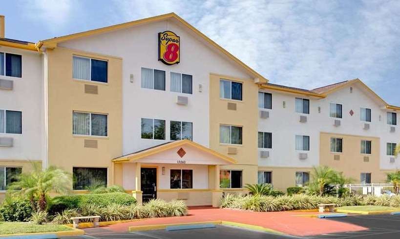 Super 8 by Wyndham Clearwater/St. Petersburg Airport