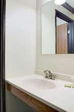 Hotel Super 8 by Wyndham Clearwater/St. Petersburg Airport photo 4