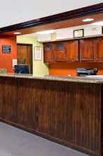 Hotel Super 8 by Wyndham Clearwater/St. Petersburg Airport photo 3