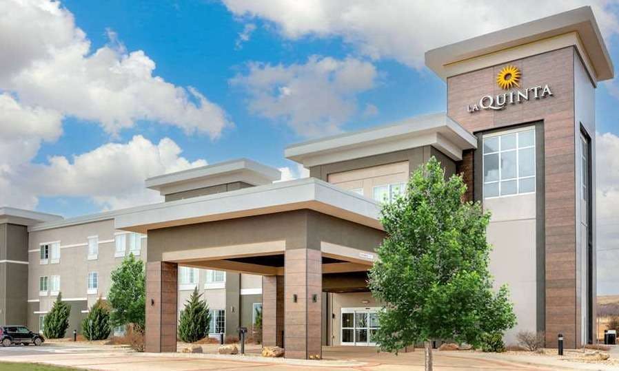 La Quinta Inn Ste Clinton 66