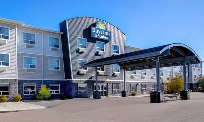 Days Inn Suites Warman