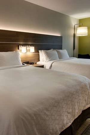 Hotel Holiday Inn Express Lexington East Winchester photo 1