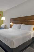 Hotel Holiday Inn Express & Suites Collingwood photo 1
