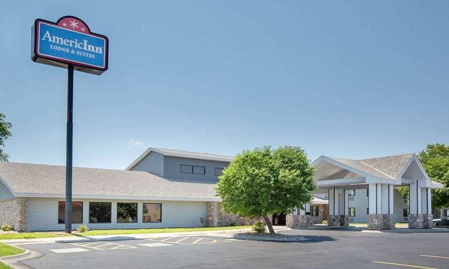 AmericInn Lincoln North