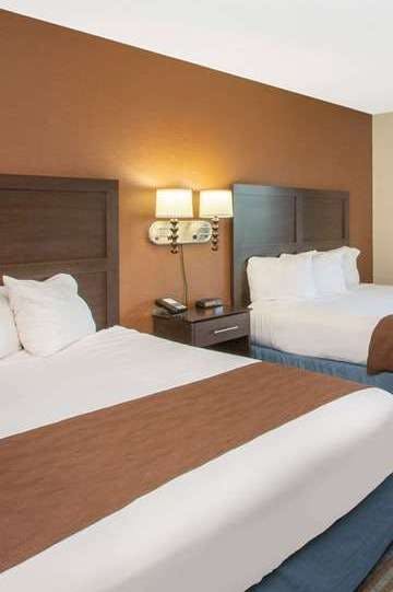 Hotel AmericInn Lincoln North photo 1