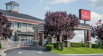 Ramada by Wyndham Moses Lake