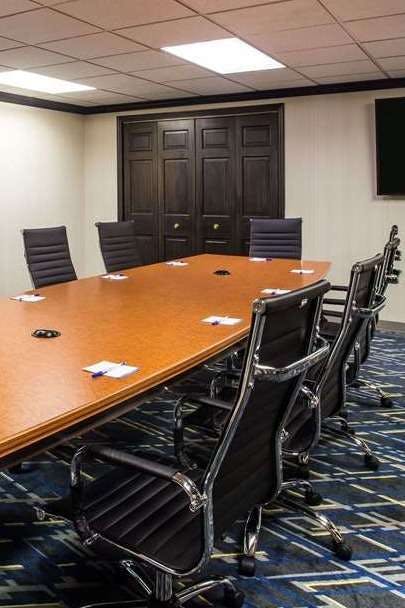 Hotel Baymont IS Madison West photo 4