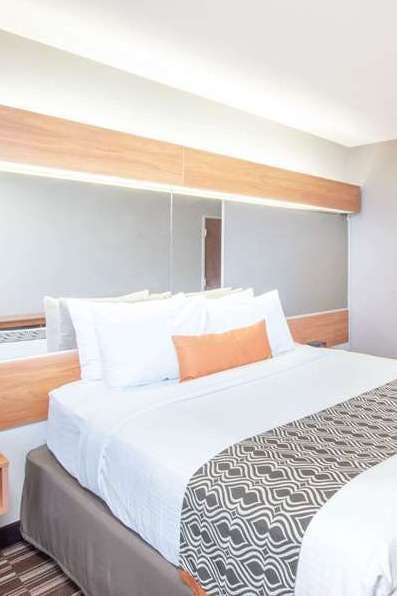 Hotel Microtel Springfield photo 1
